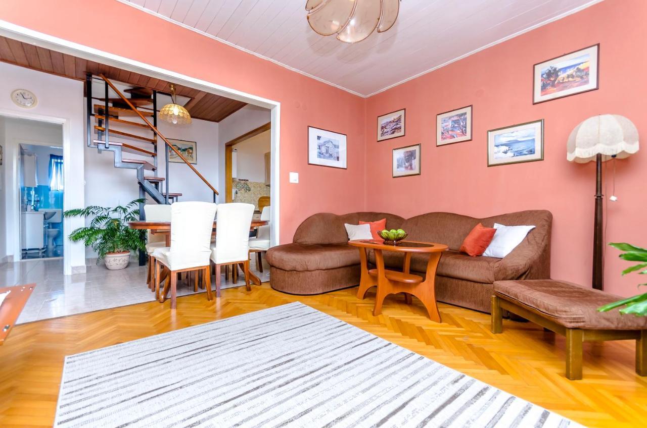 Buksa Apartment Trogir